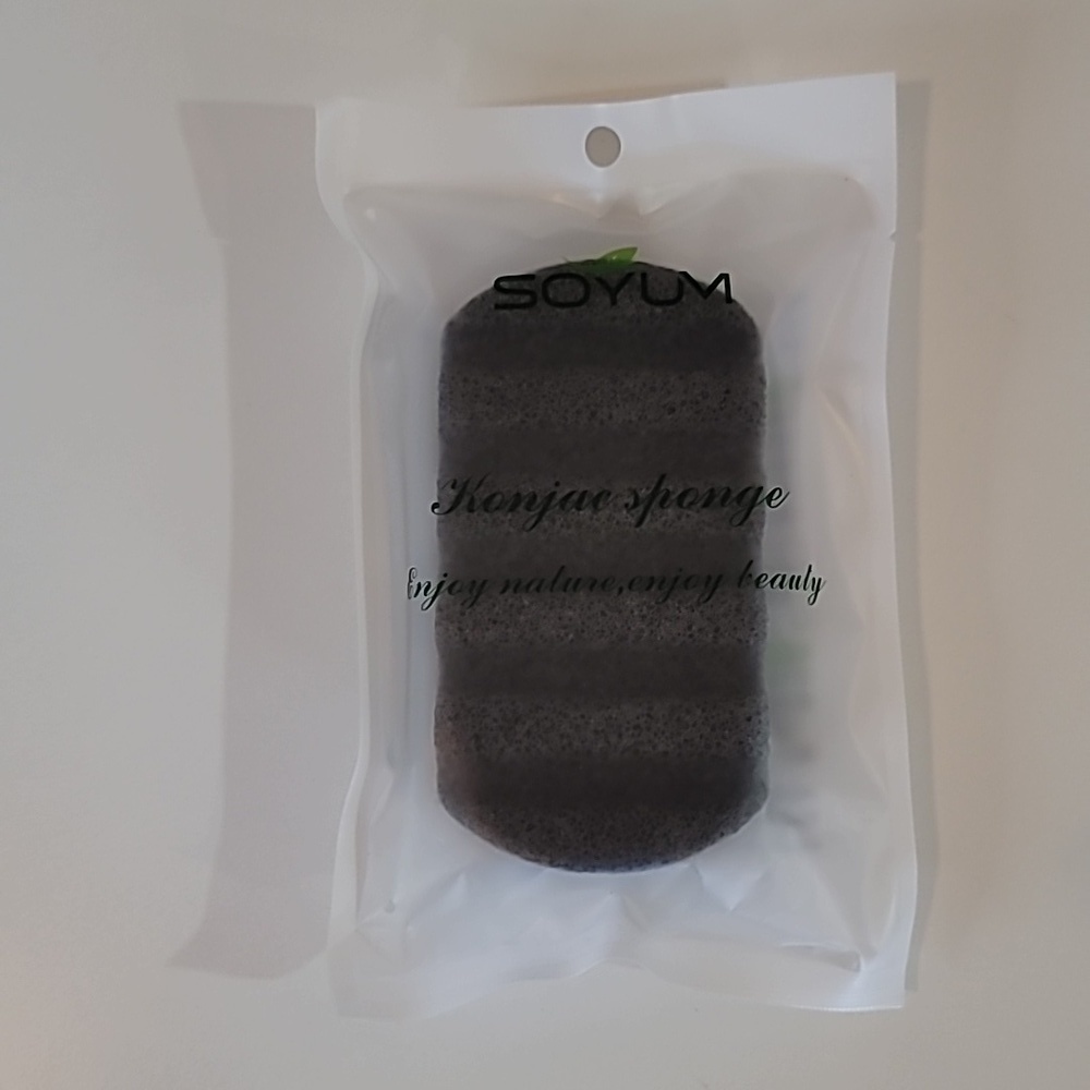 Free with Purchase NWT Konjac Sponge Sealed - Picture 2 of 3